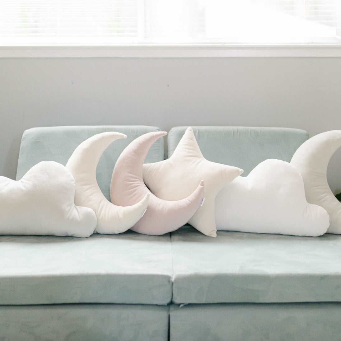 Dream Cloud Pillow (White)