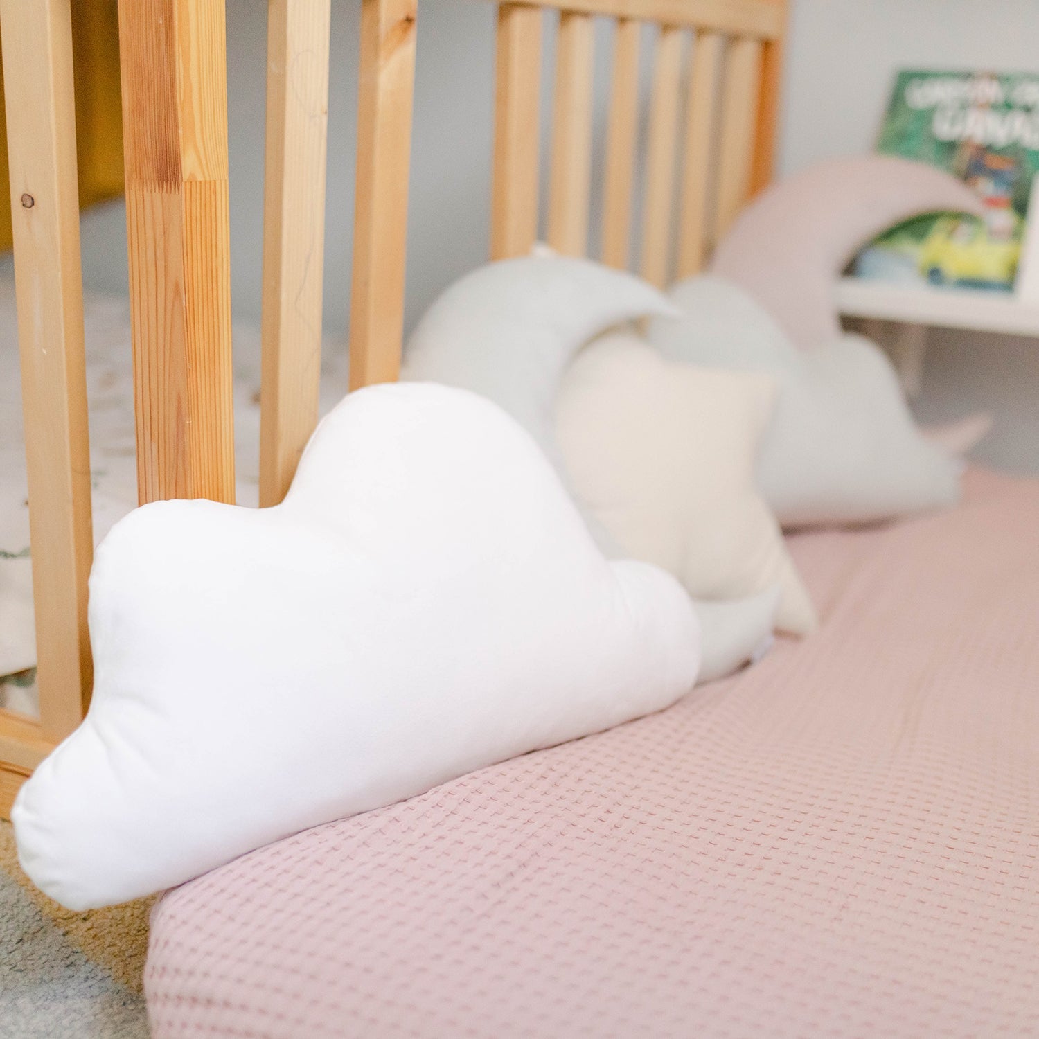 Dream Cloud Pillow (White)