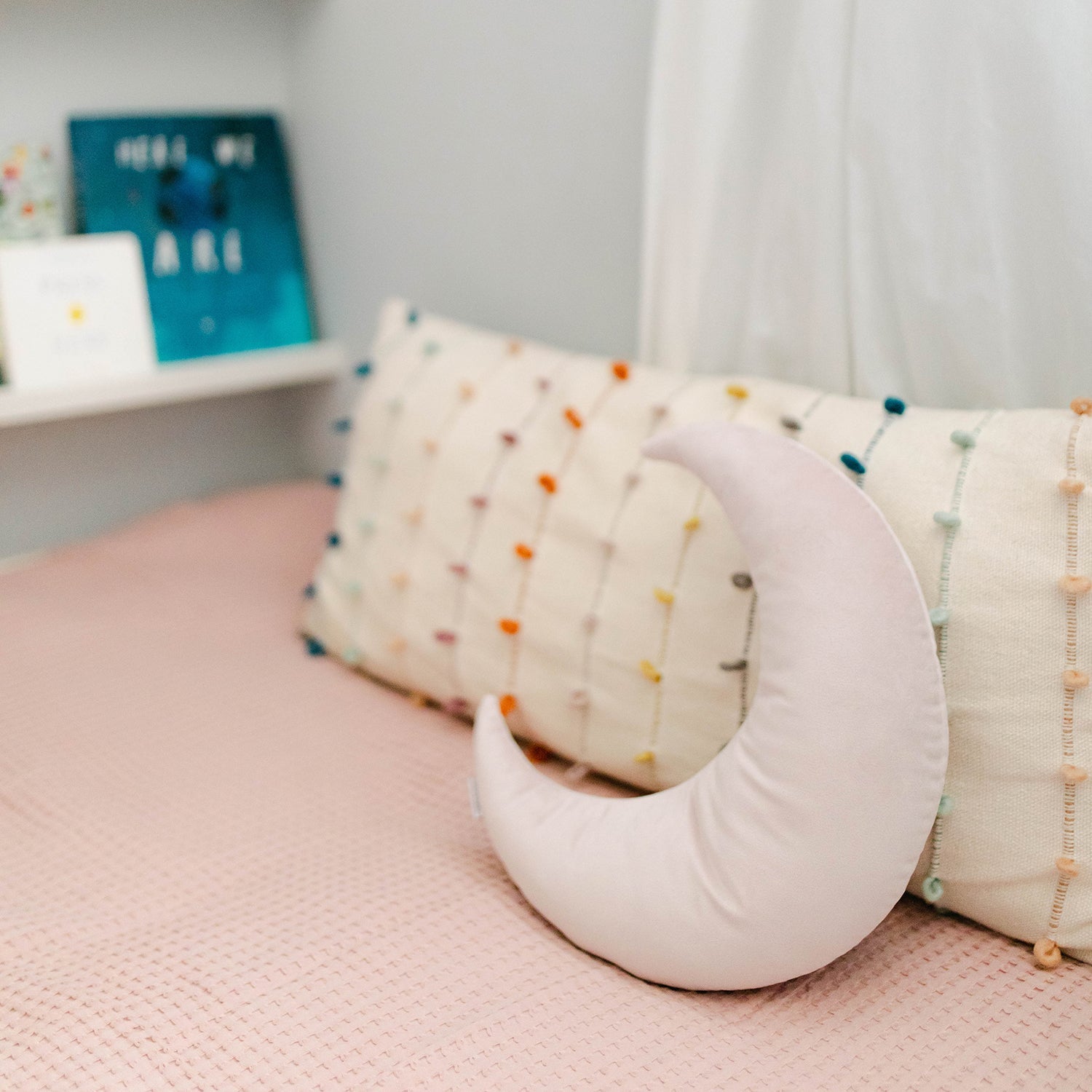 Moonbeam Pillow (Pink)